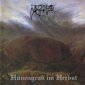 Hunengrab Im Herbst